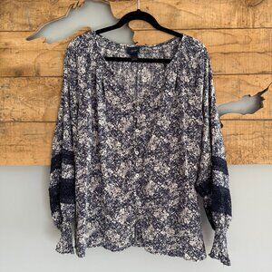 Daytrip Floral Blouse Crown Blue Cream, Large